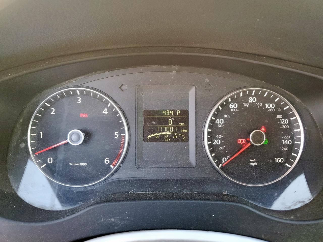 2012 VOLKSWAGEN JETTA