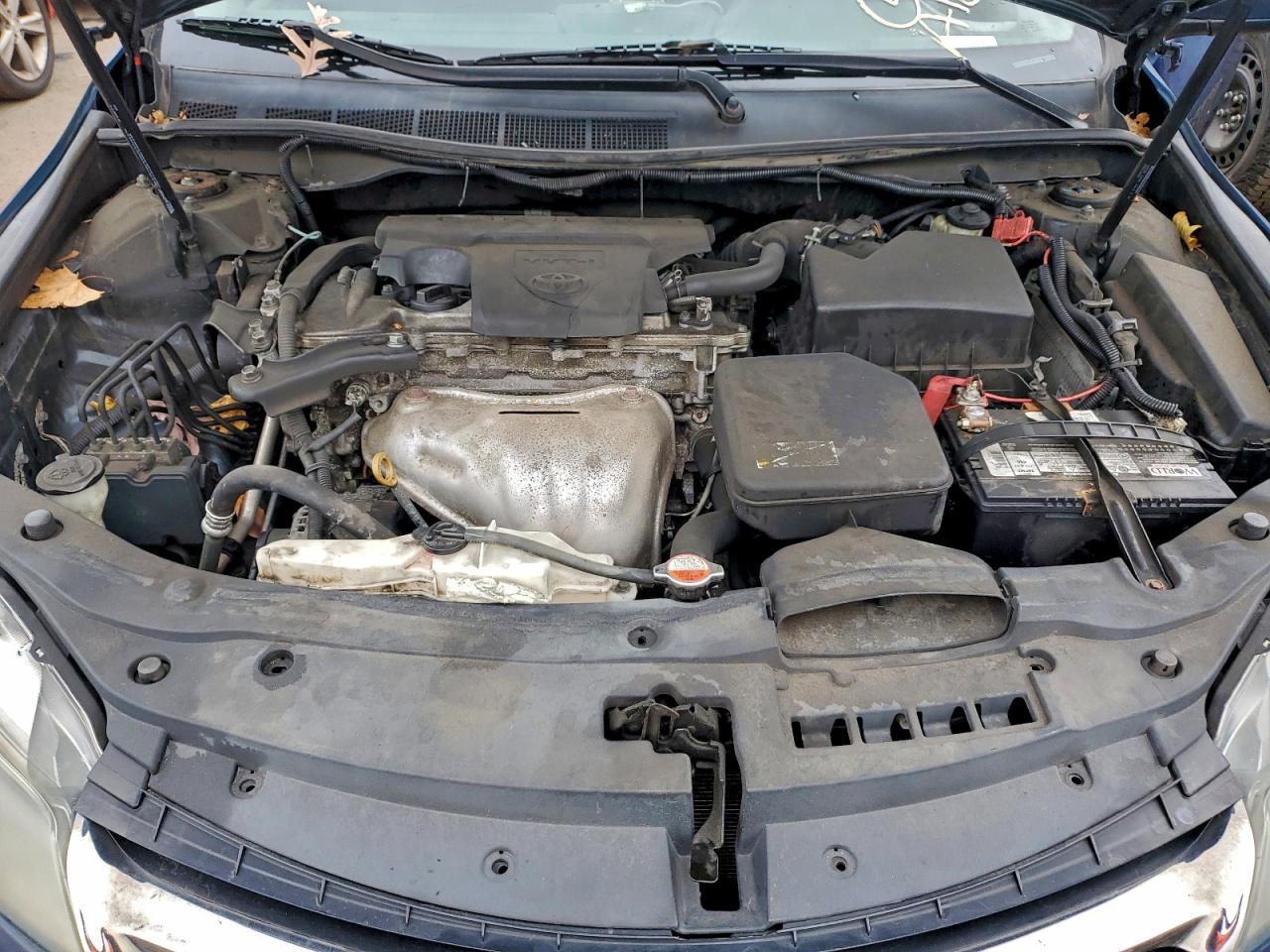 2016 TOYOTA CAMRY
