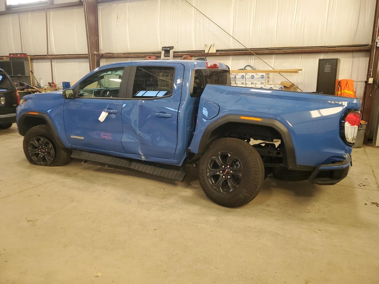 2025 GMC CANYON