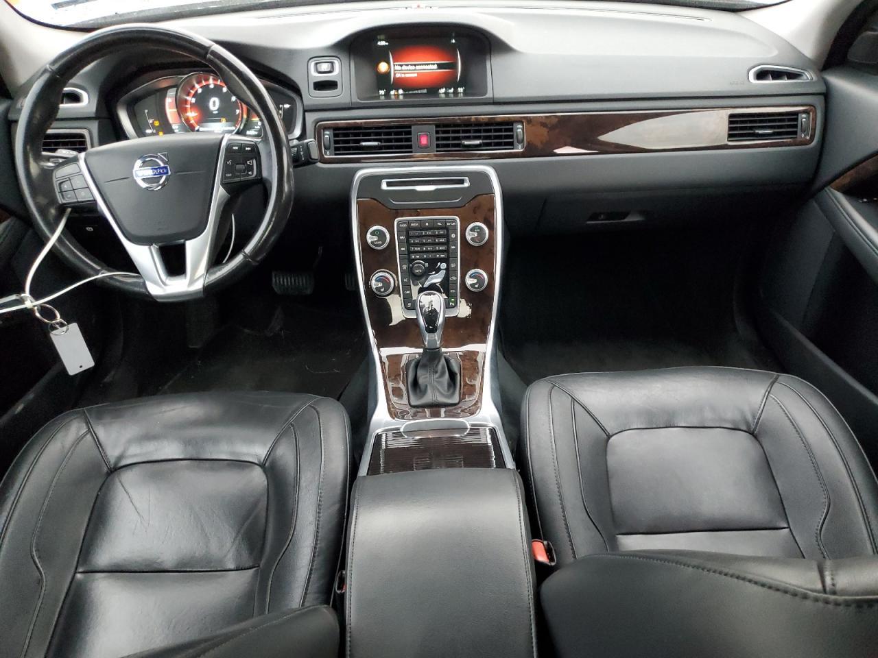 2016 VOLVO S80