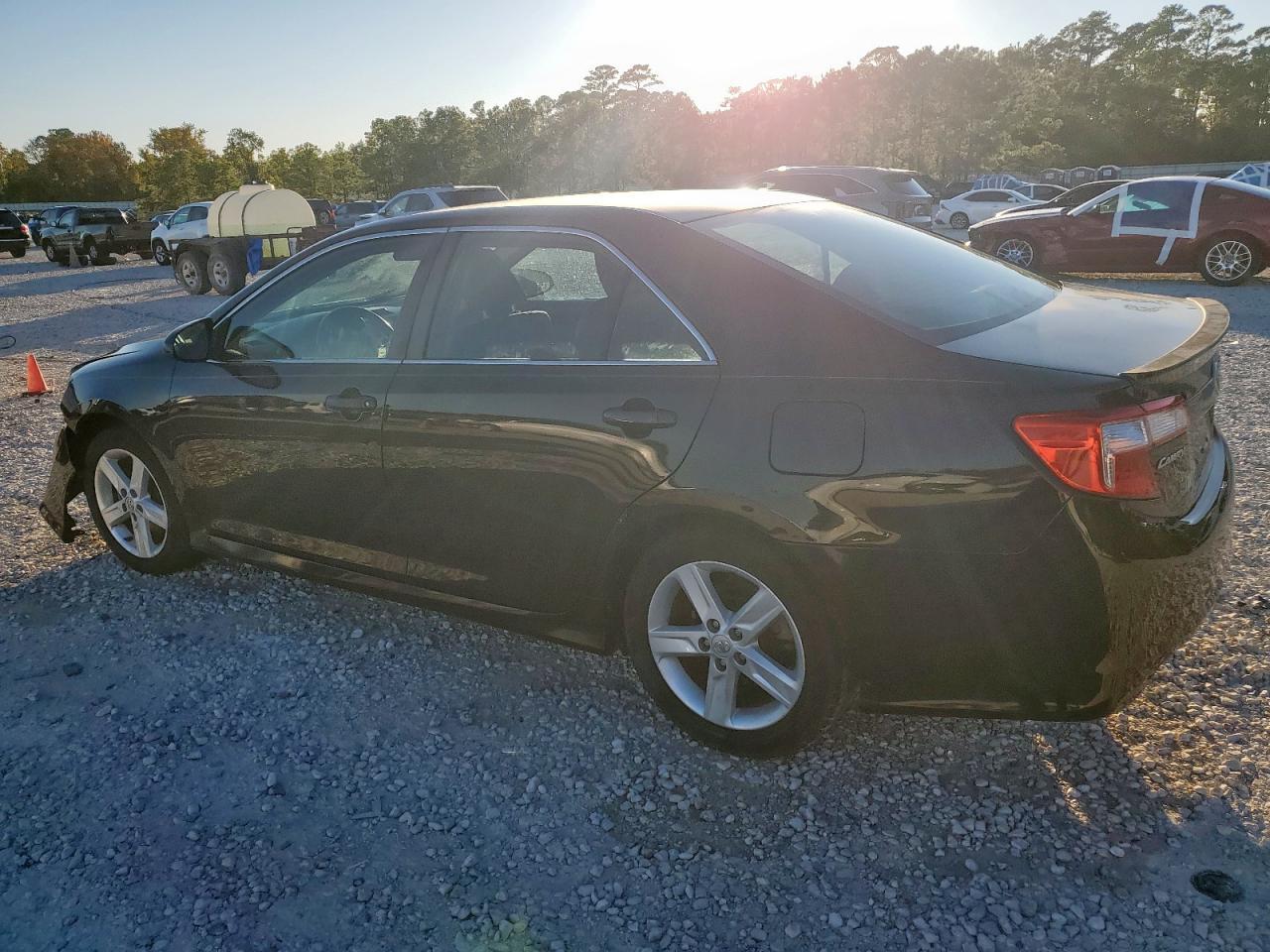 2013 TOYOTA CAMRY