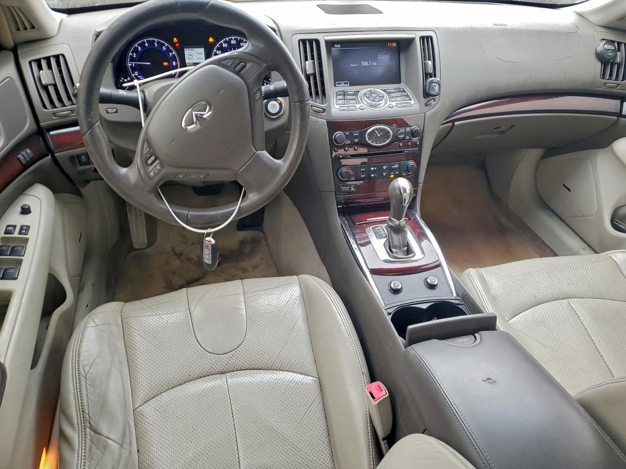 2011 INFINITI G37