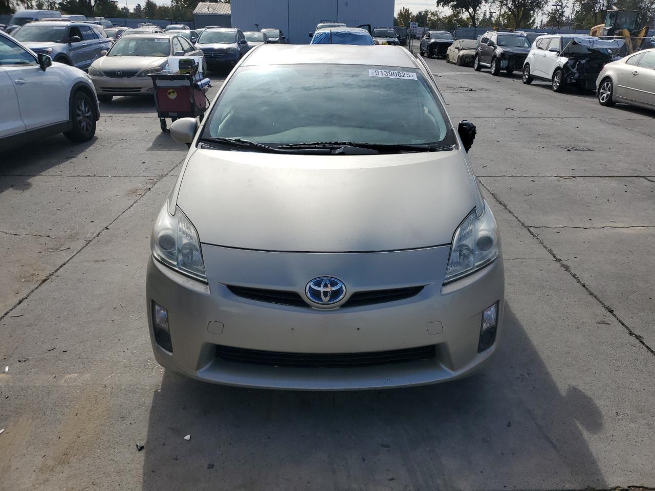 2011 TOYOTA PRIUS
