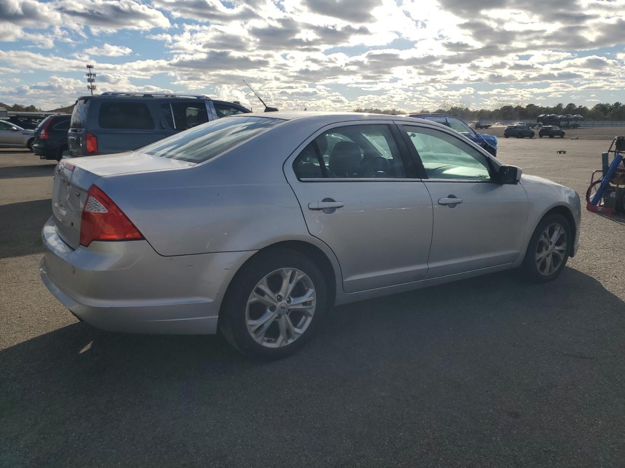2012 FORD FUSION