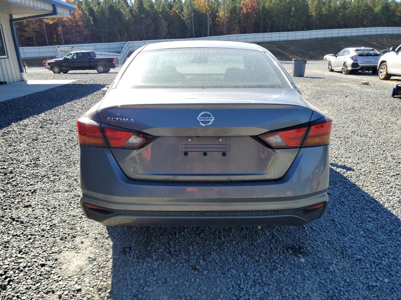 2022 NISSAN ALTIMA