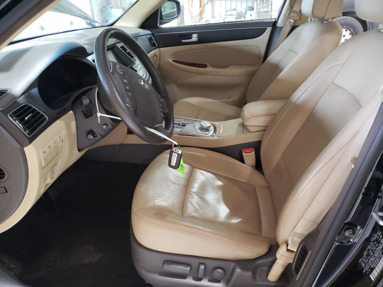 2014 HYUNDAI GENESIS