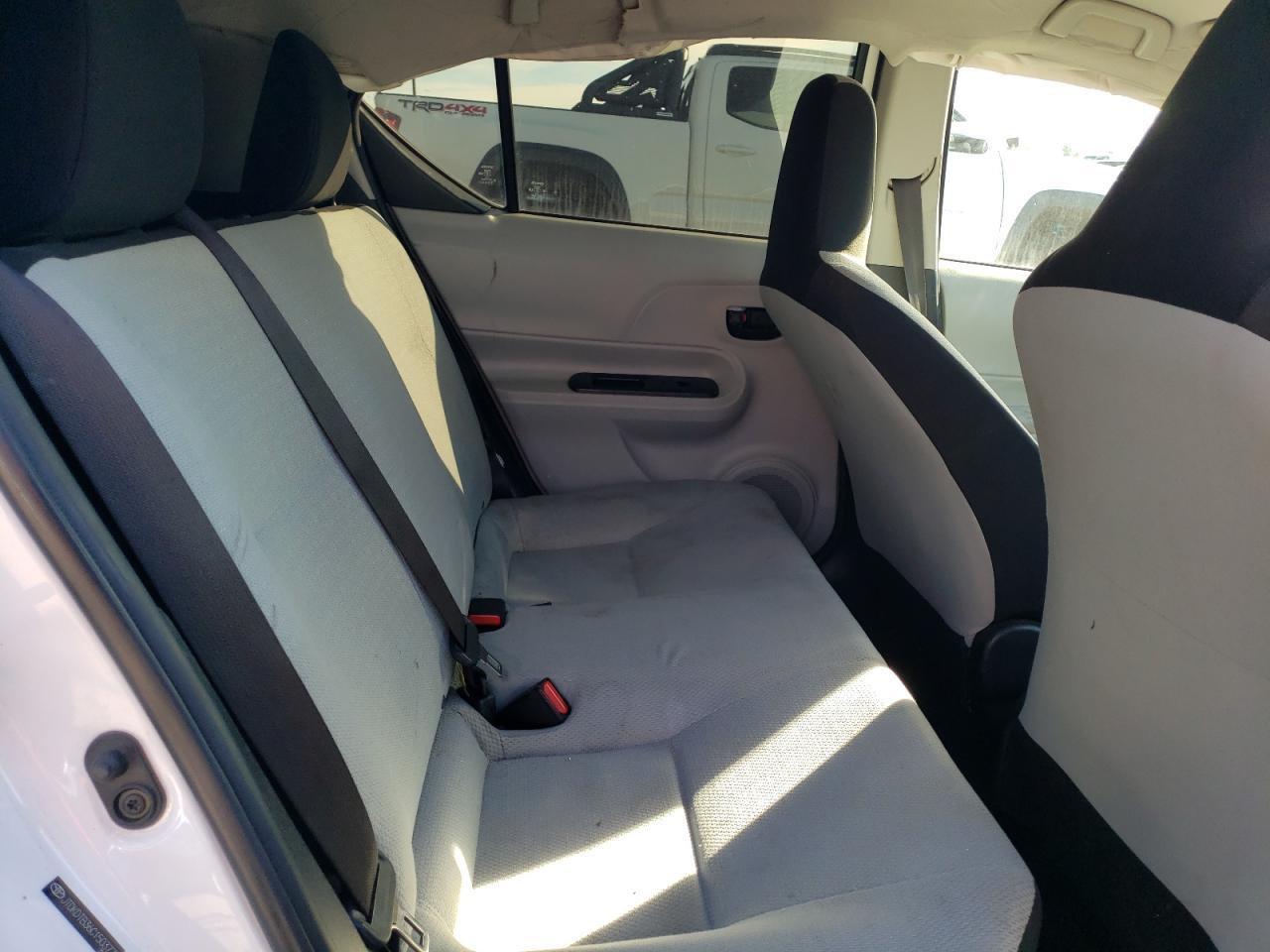 2012 TOYOTA Prius c