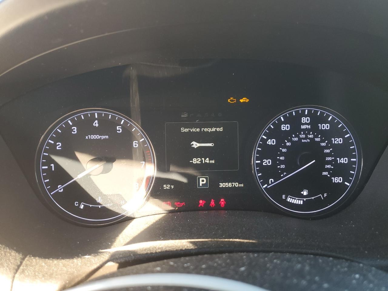 2016 HYUNDAI GENESIS