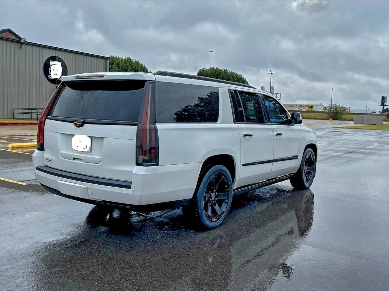 2016 CADILLAC Escalade ESV