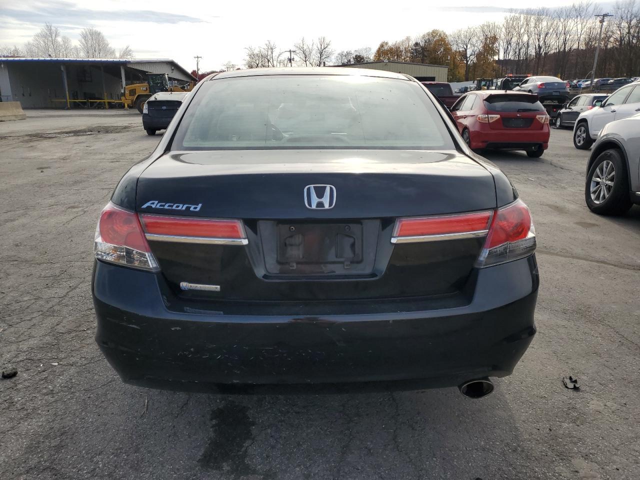 2011 HONDA ACCORD
