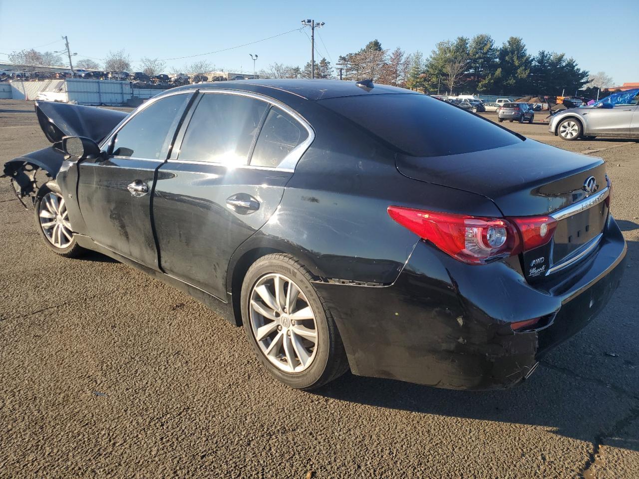 2015 INFINITI Q50
