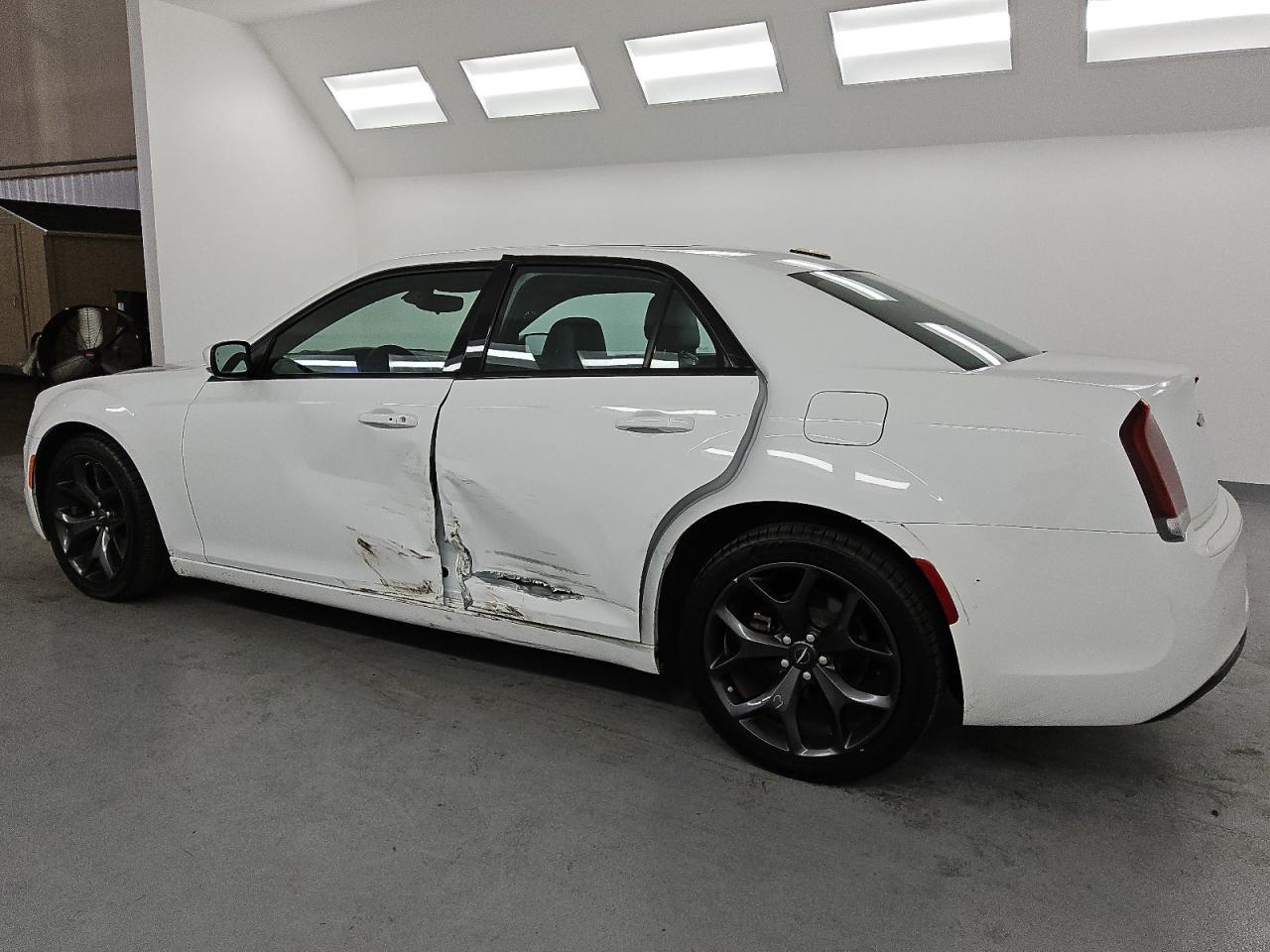 2023 CHRYSLER 300
