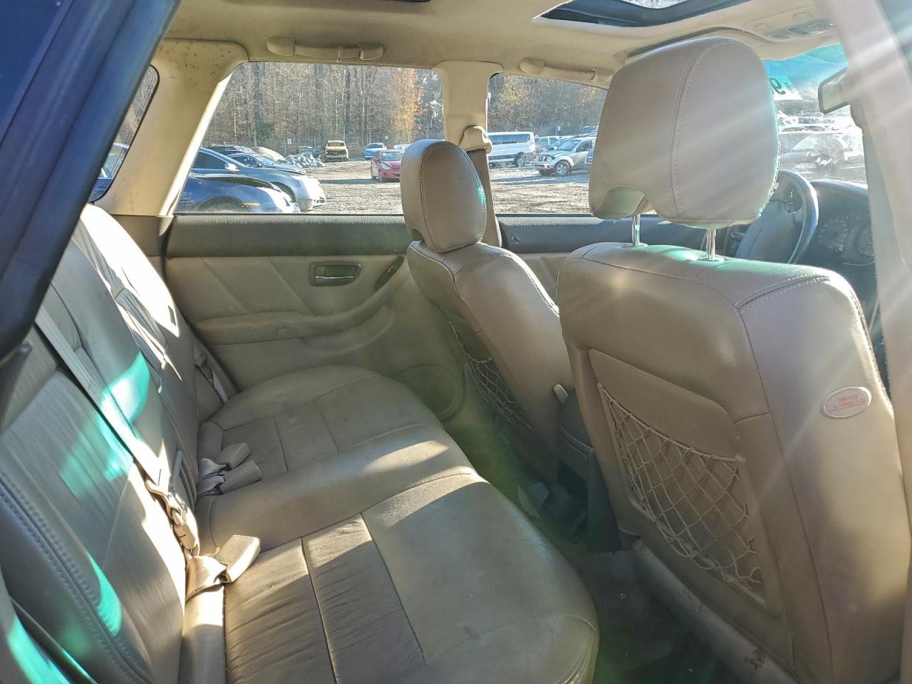 2000 SUBARU Legacy