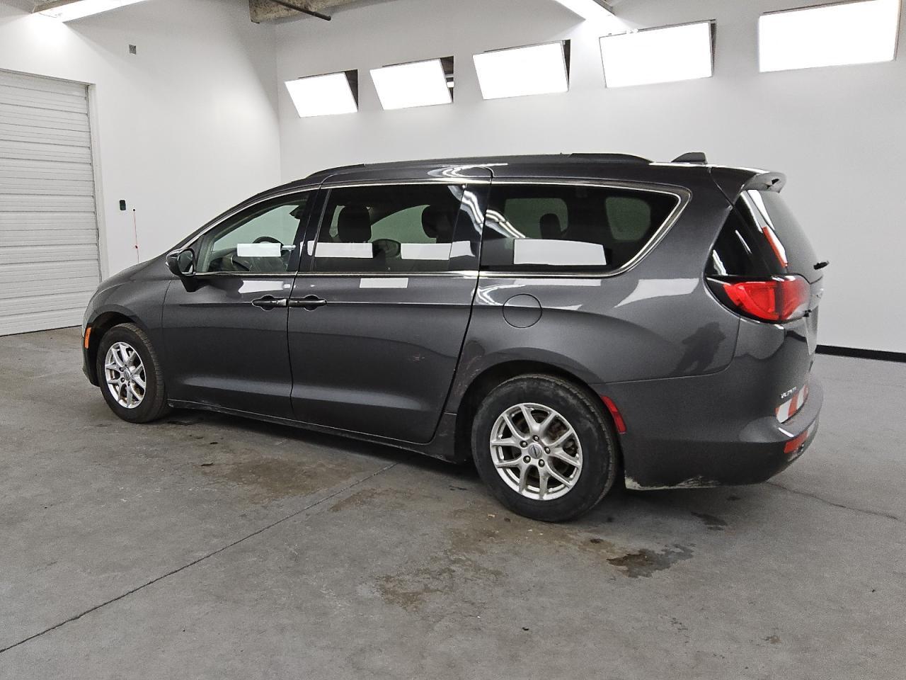 2020 CHRYSLER Voyager