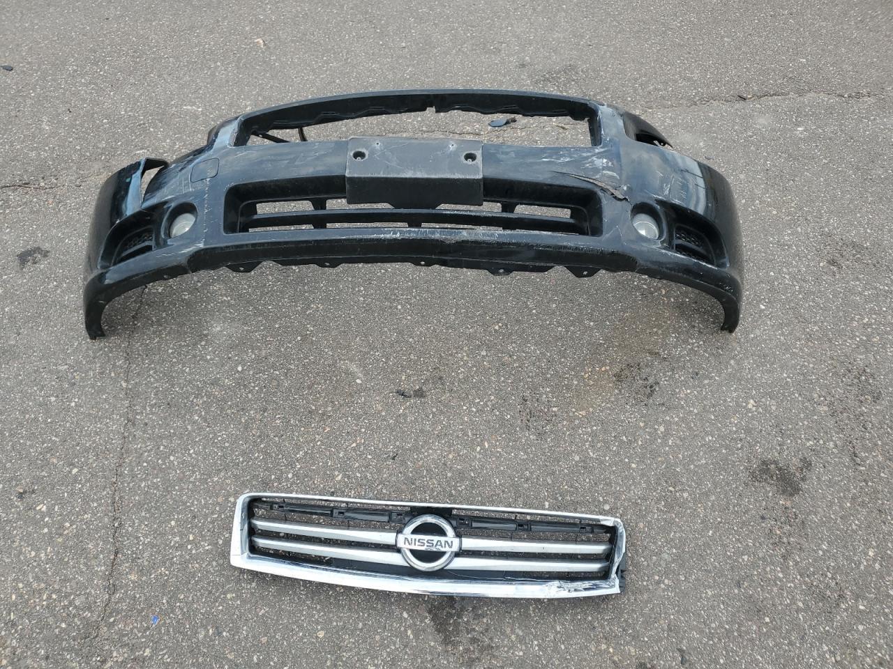 2012 NISSAN Maxima