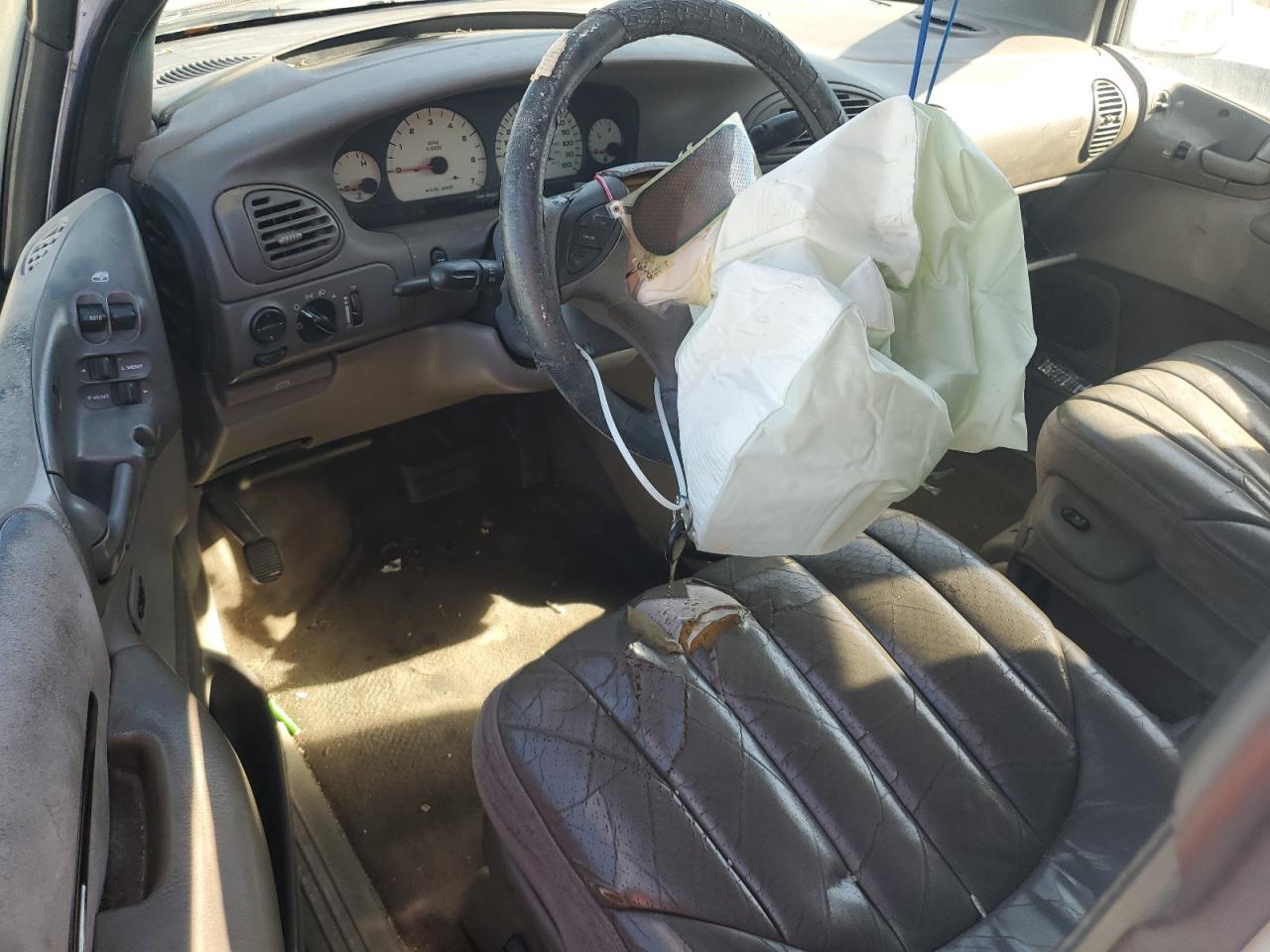 2000 CHRYSLER Town & Country