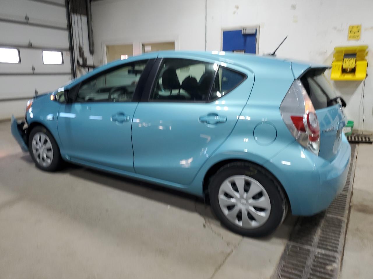 2014 TOYOTA Prius c