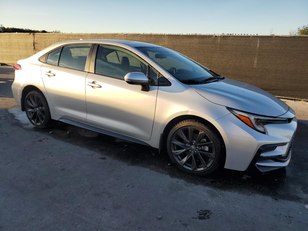 2024 TOYOTA COROLLA