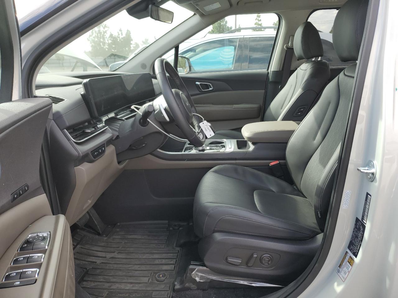 2026 KIA Carnival