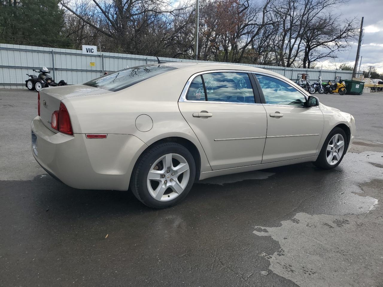 2010 CHEVROLET MALIBU