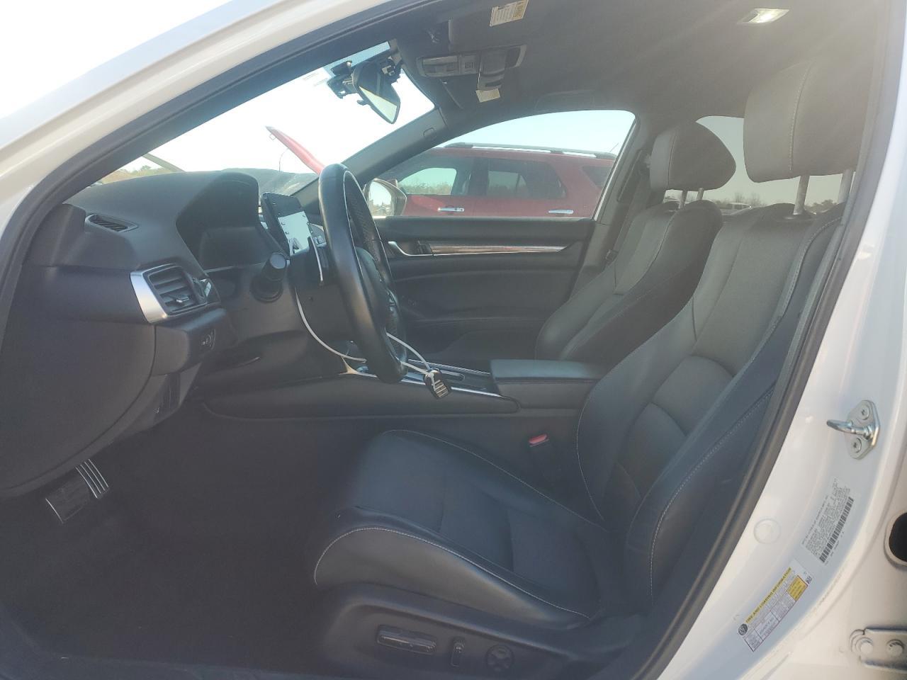 2018 HONDA ACCORD