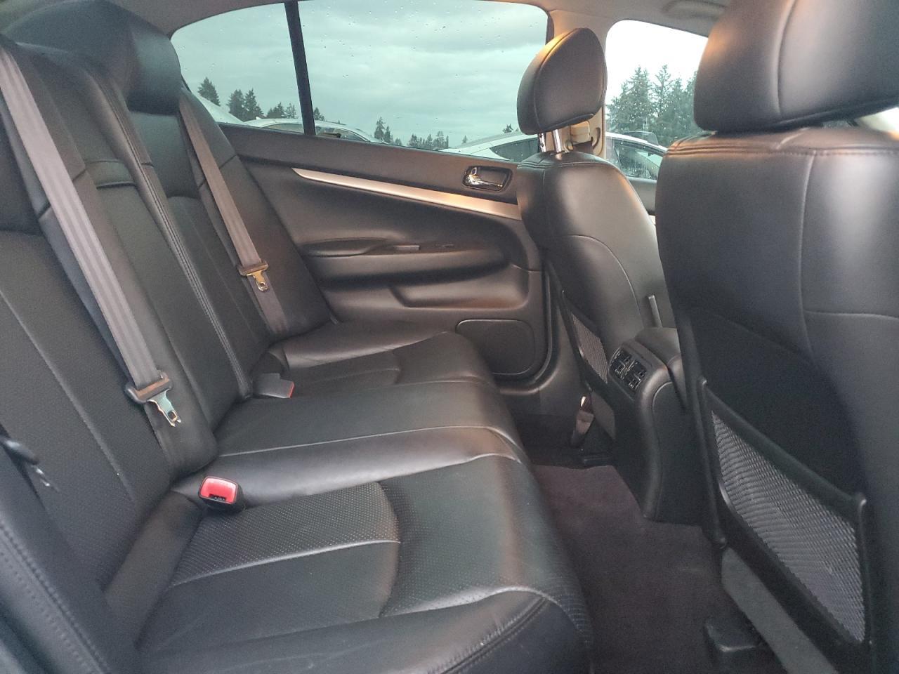 2012 INFINITI G25