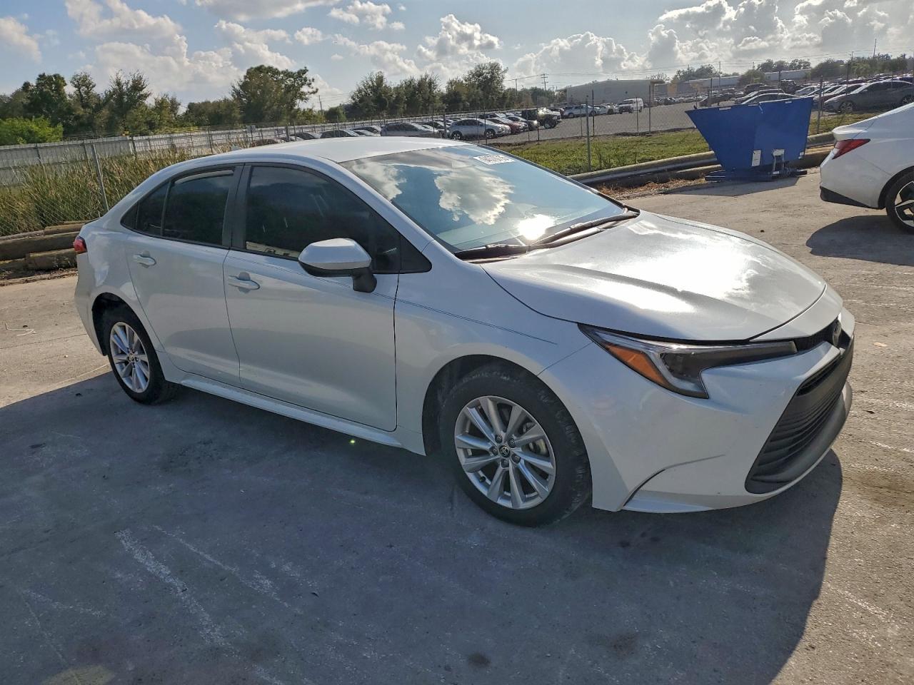 2024 TOYOTA COROLLA