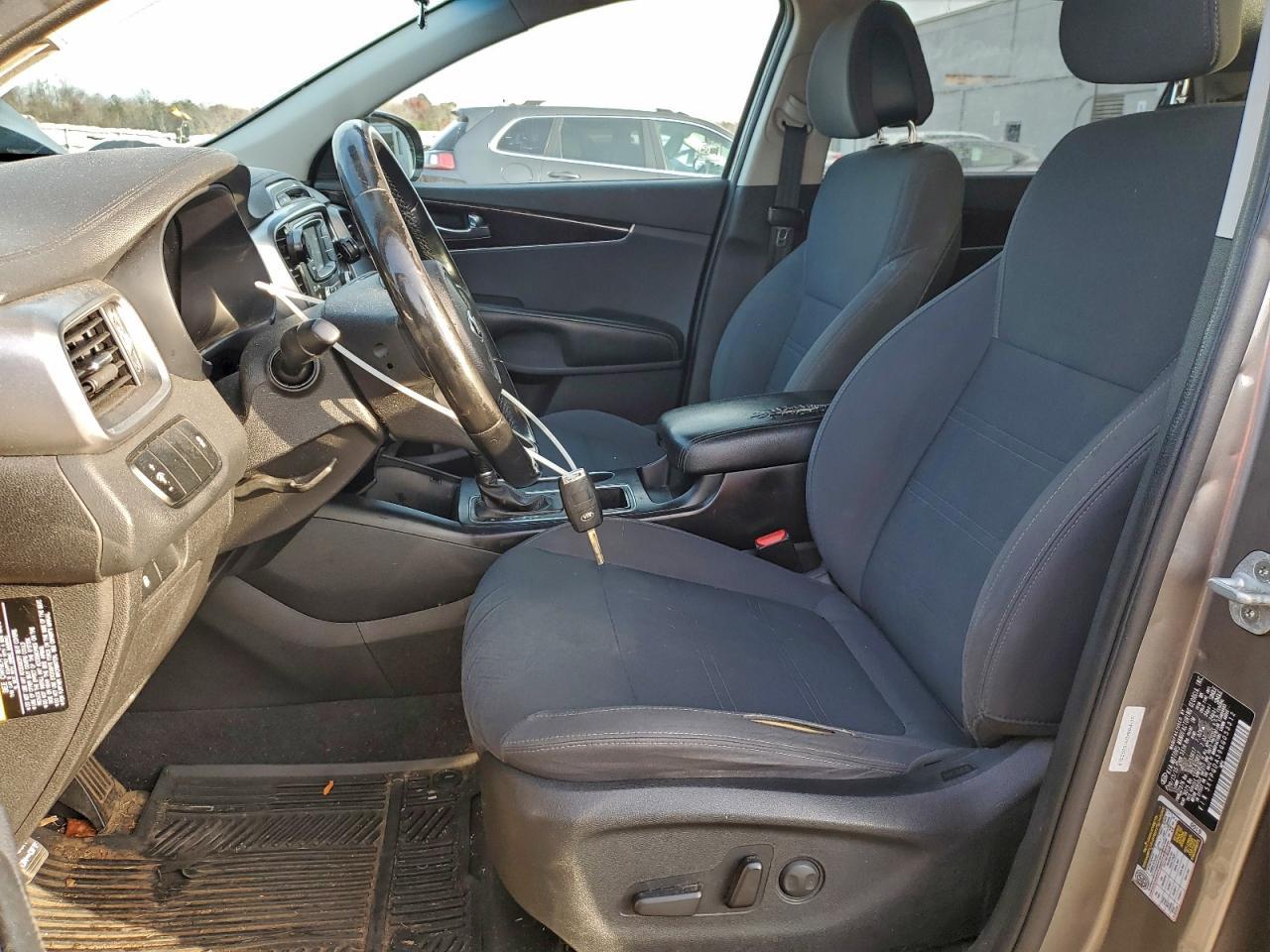2016 KIA SORENTO