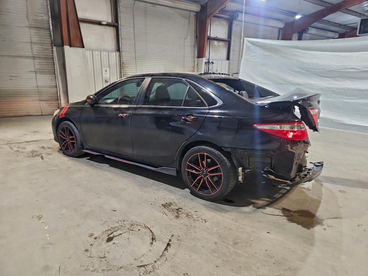 2015 TOYOTA CAMRY