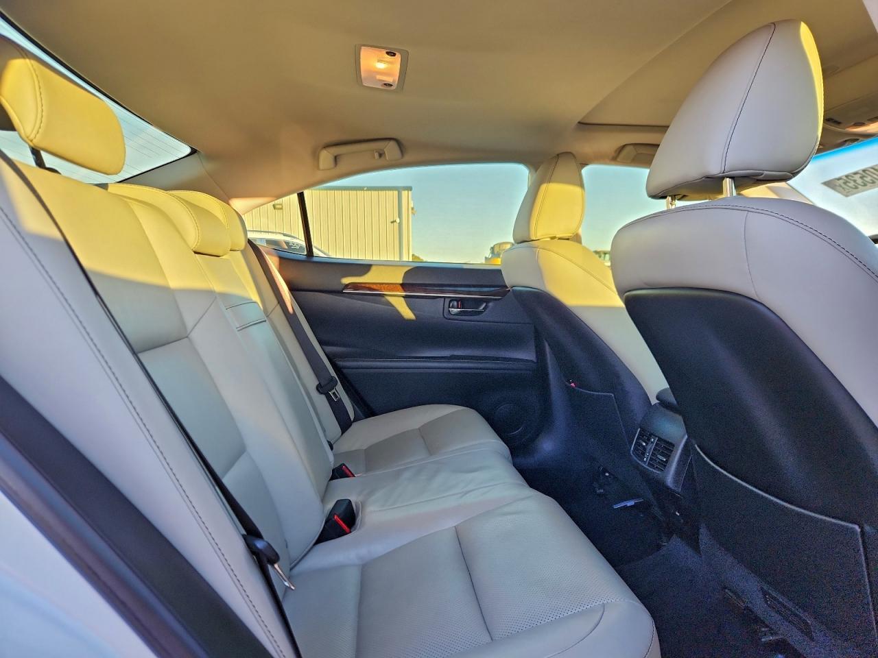 2015 LEXUS ES 350