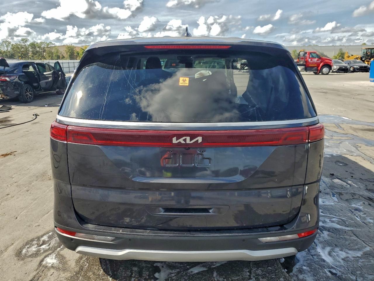 2023 KIA Carnival