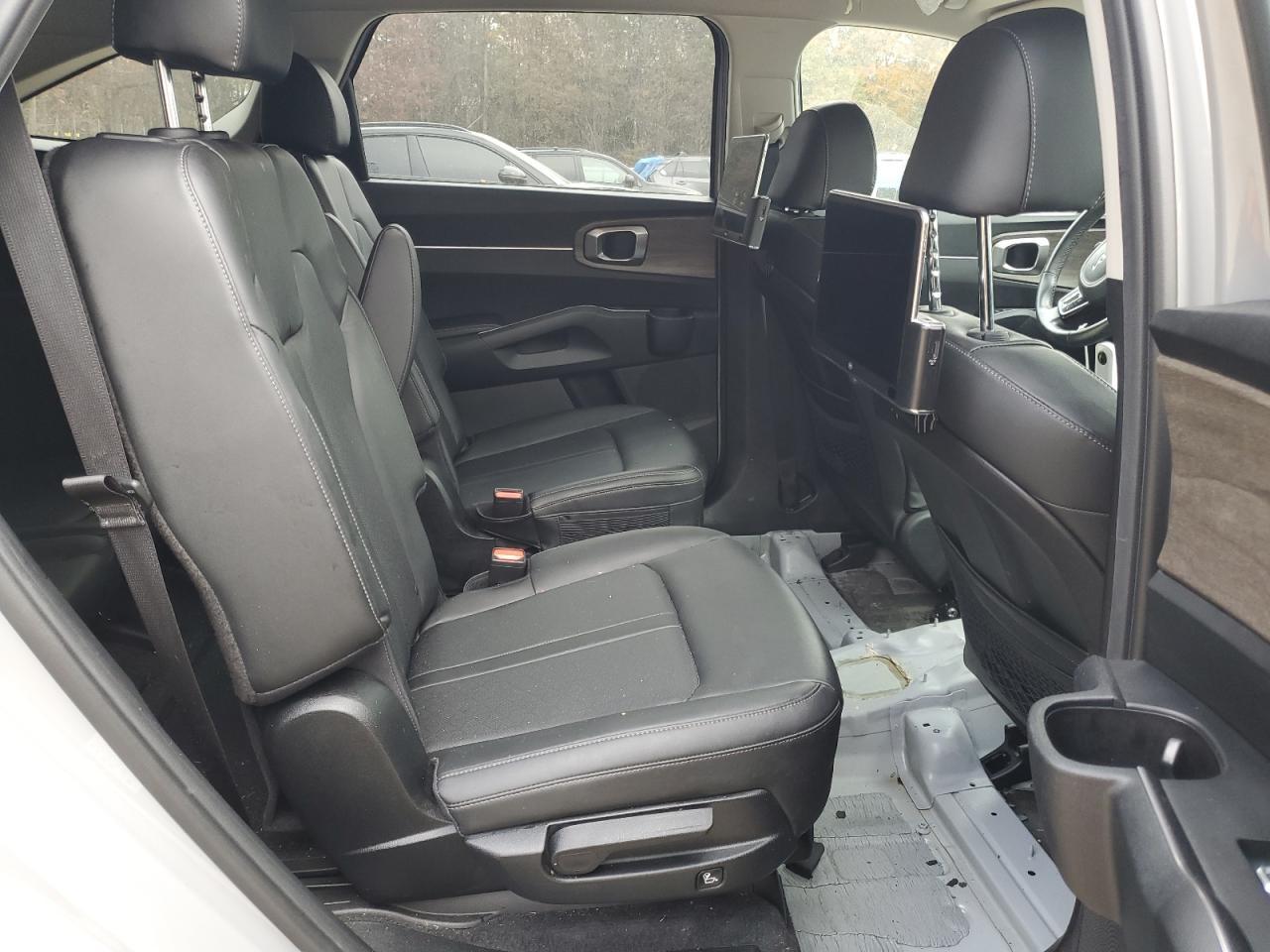 2022 KIA SORENTO