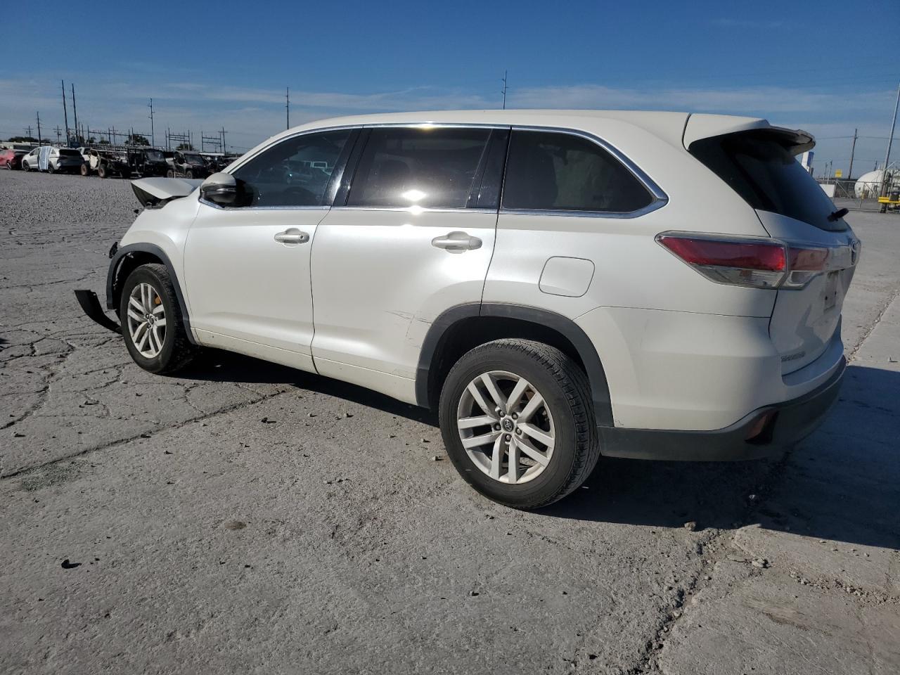 2016 TOYOTA HIGHLANDER