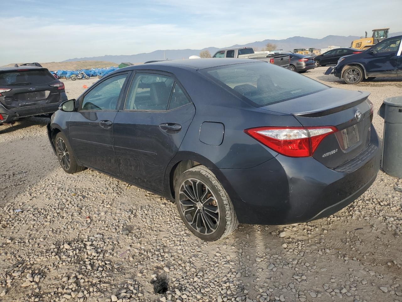 2016 TOYOTA COROLLA