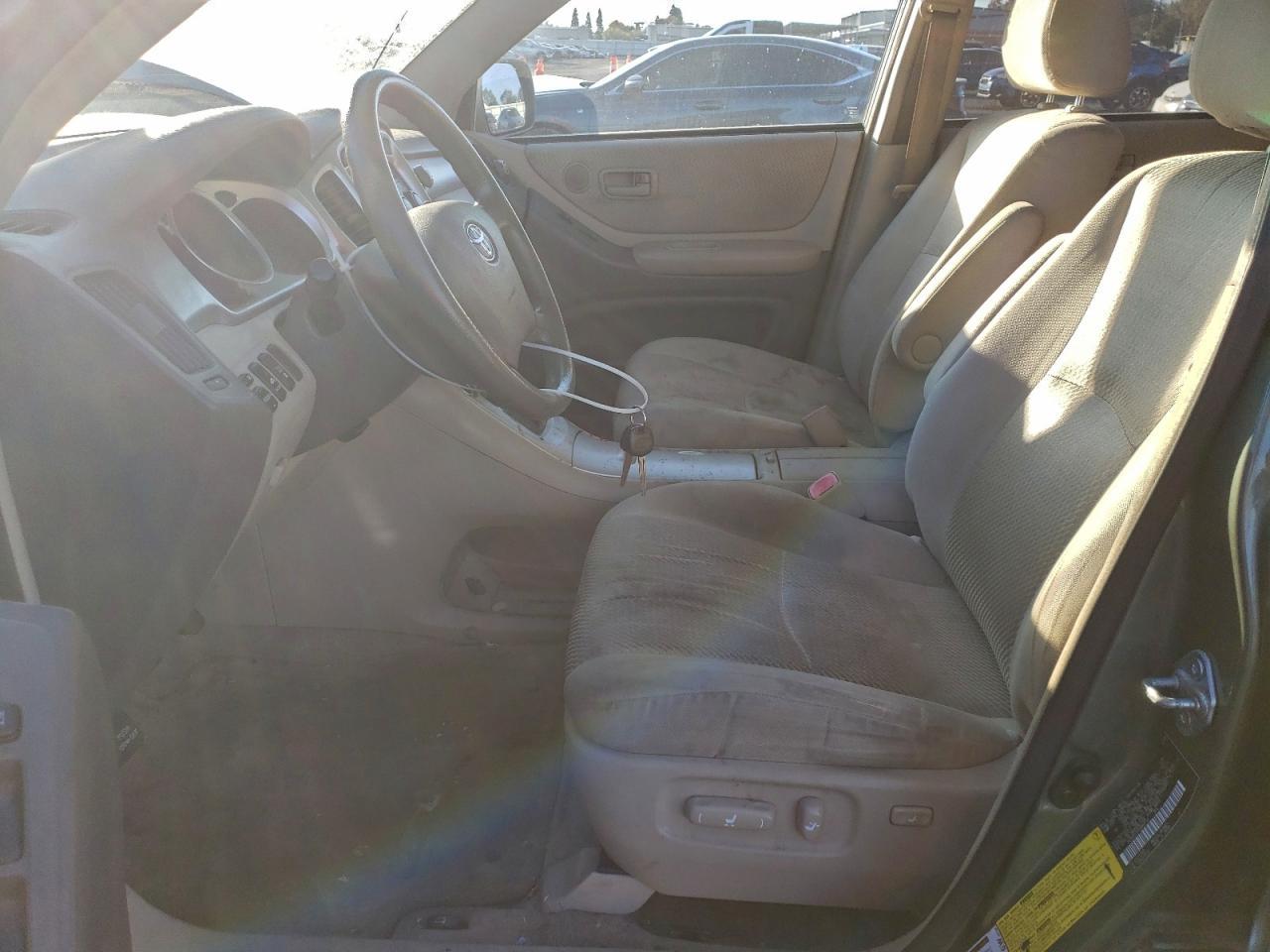 2005 TOYOTA HIGHLANDER