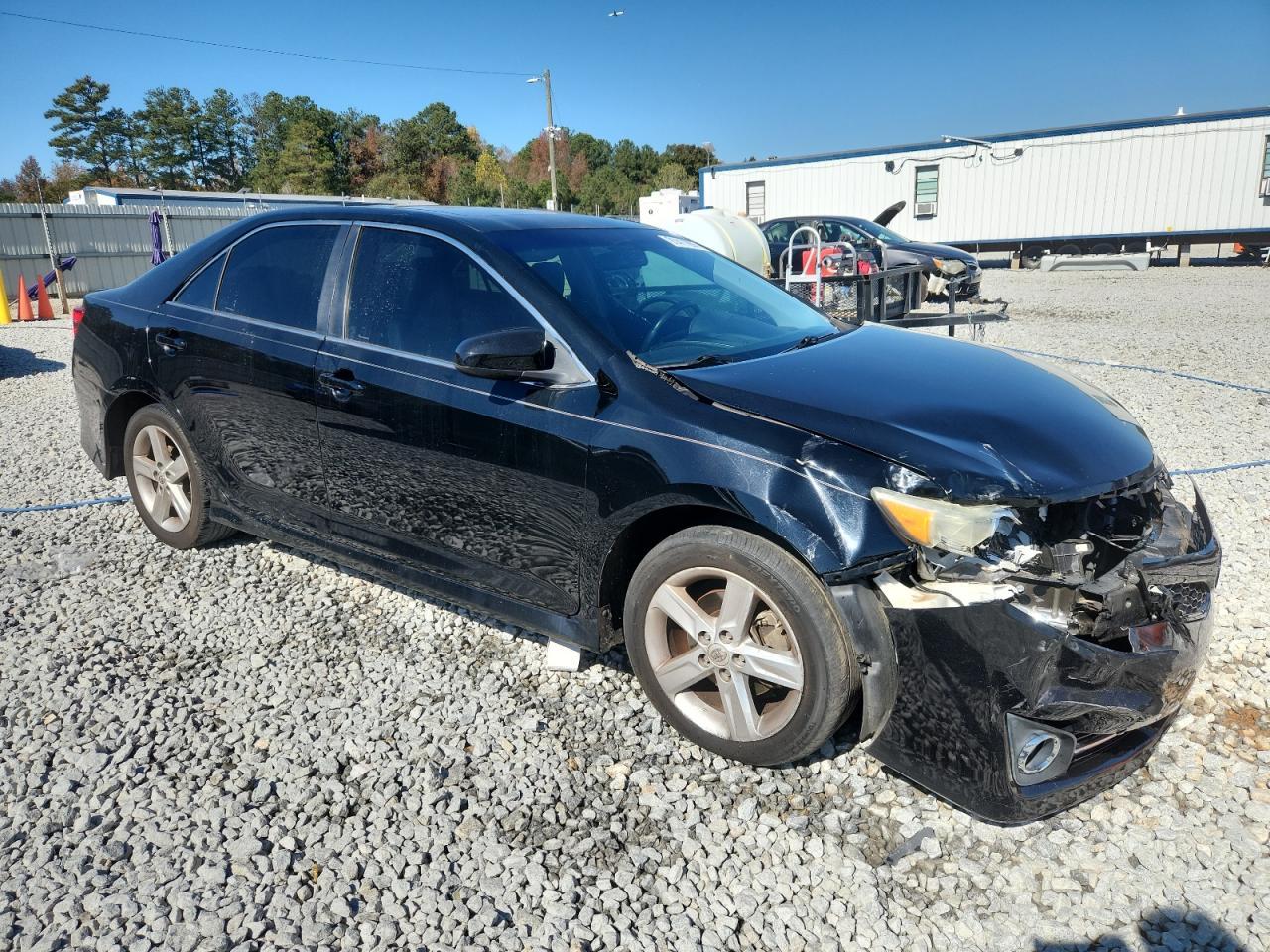 2013 TOYOTA CAMRY