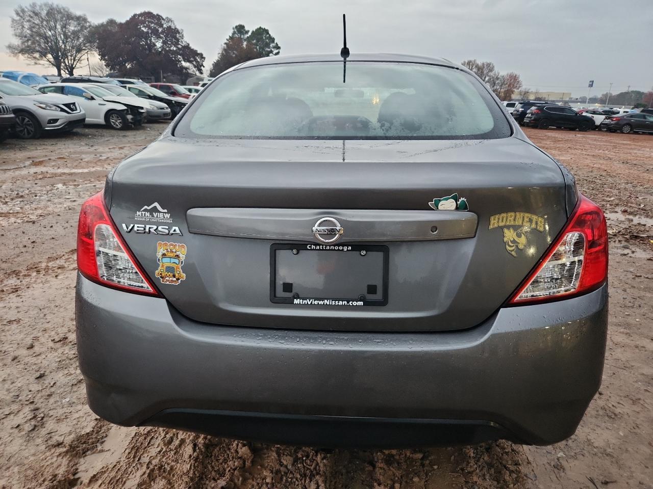 2017 NISSAN VERSA