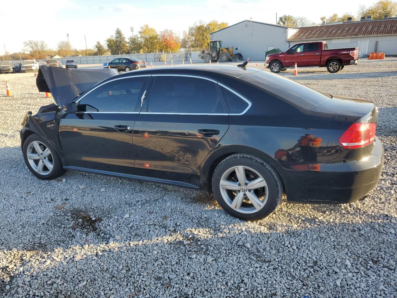 2015 VOLKSWAGEN Passat