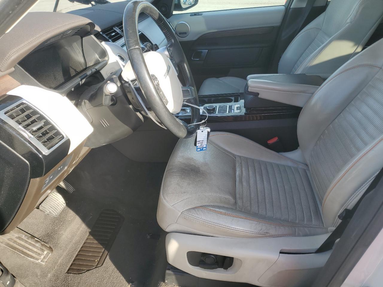 2018 LAND ROVER Discovery