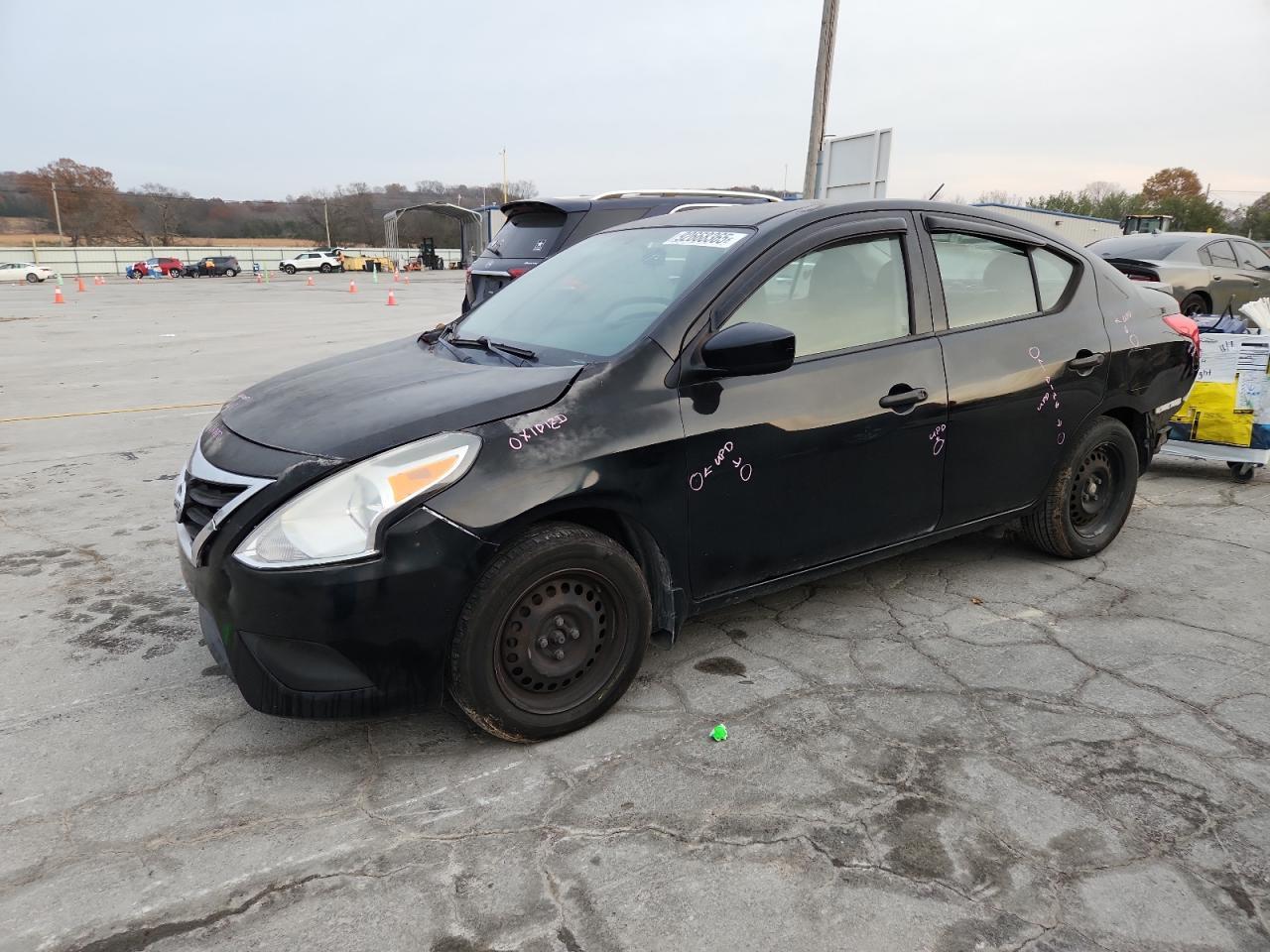 2016 NISSAN VERSA