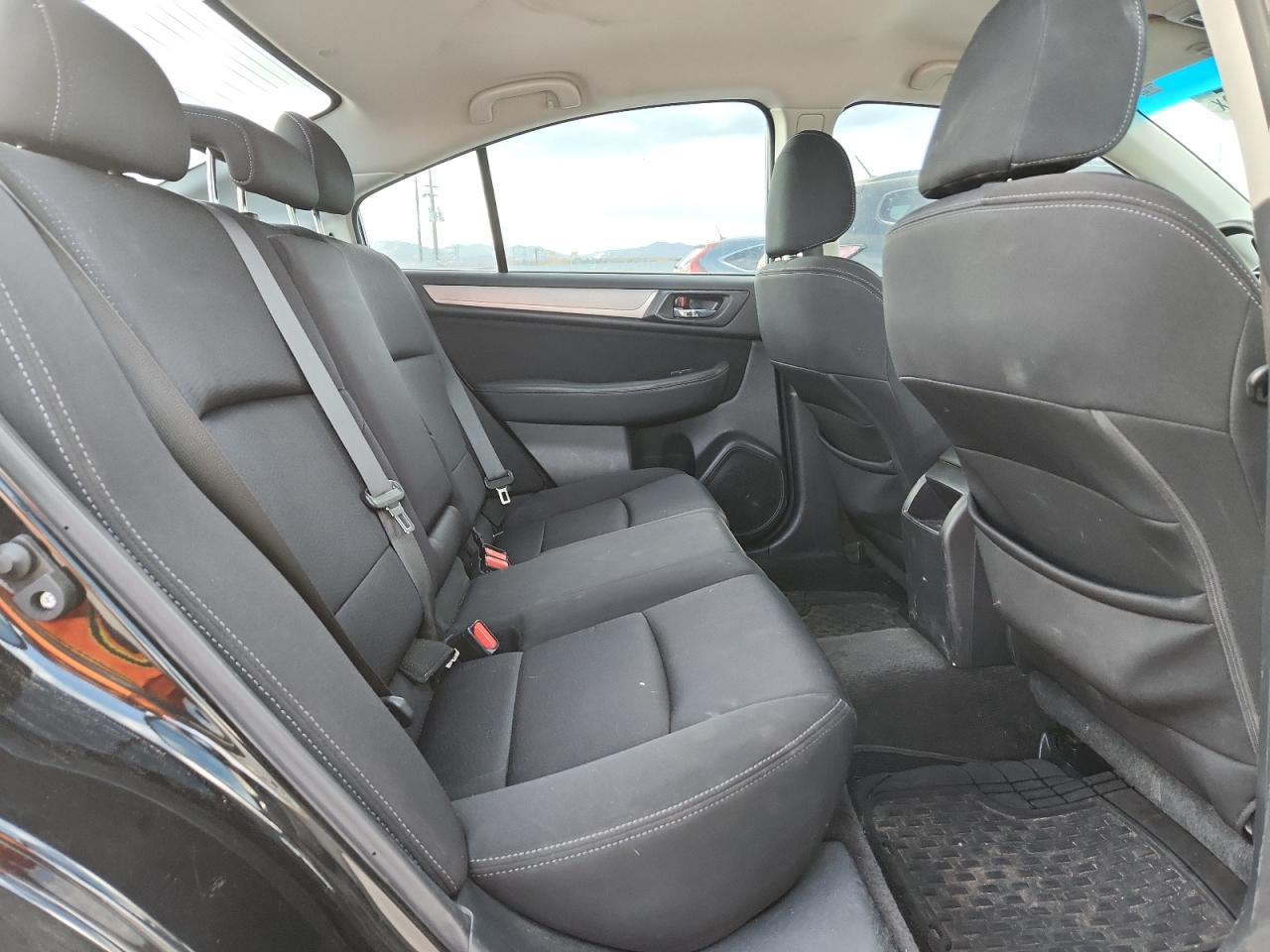 2015 SUBARU Legacy