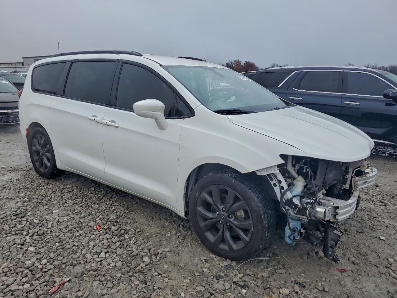 2020 CHRYSLER Pacifica