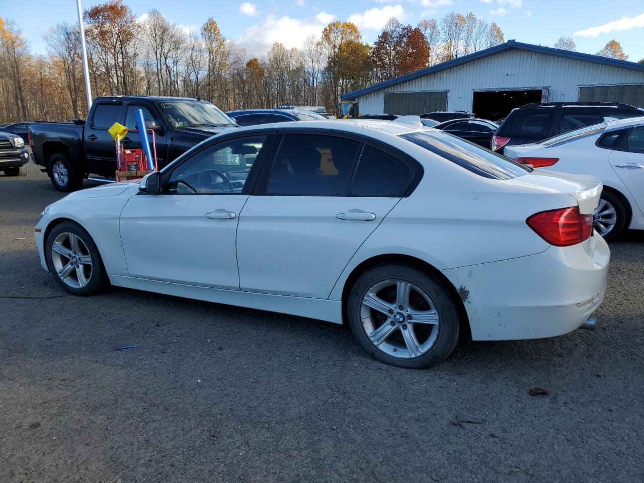 2013 BMW 3 SERIES