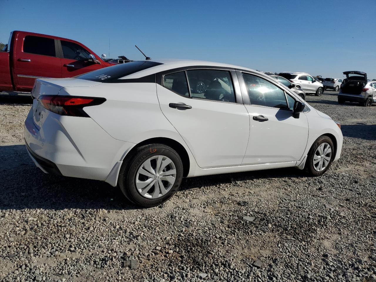 2024 NISSAN VERSA