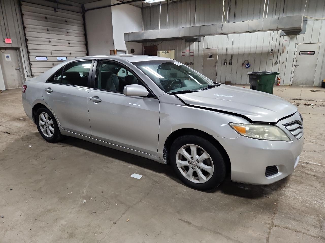 2010 TOYOTA CAMRY