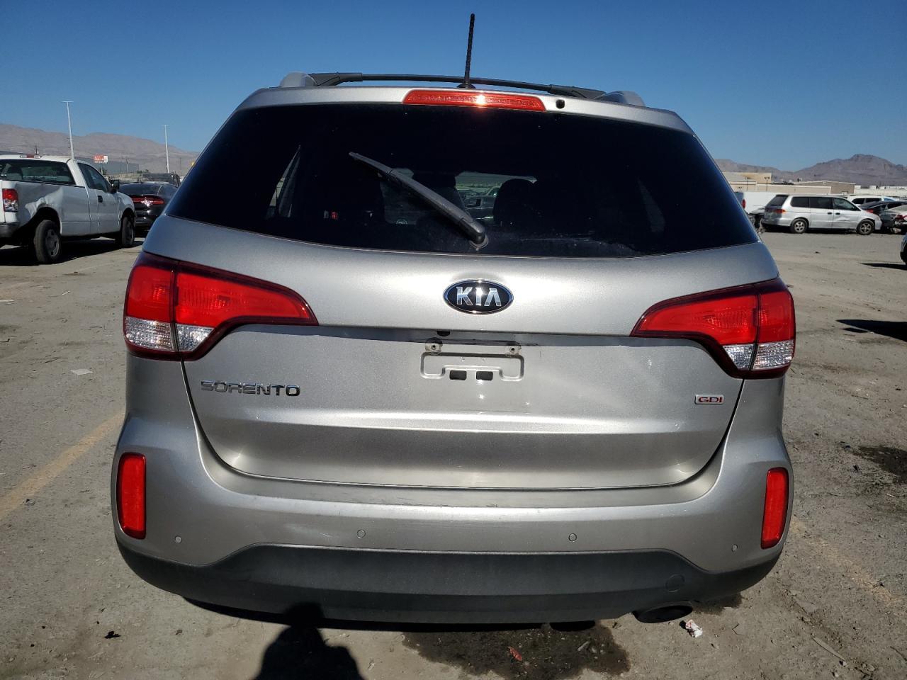 2014 KIA SORENTO