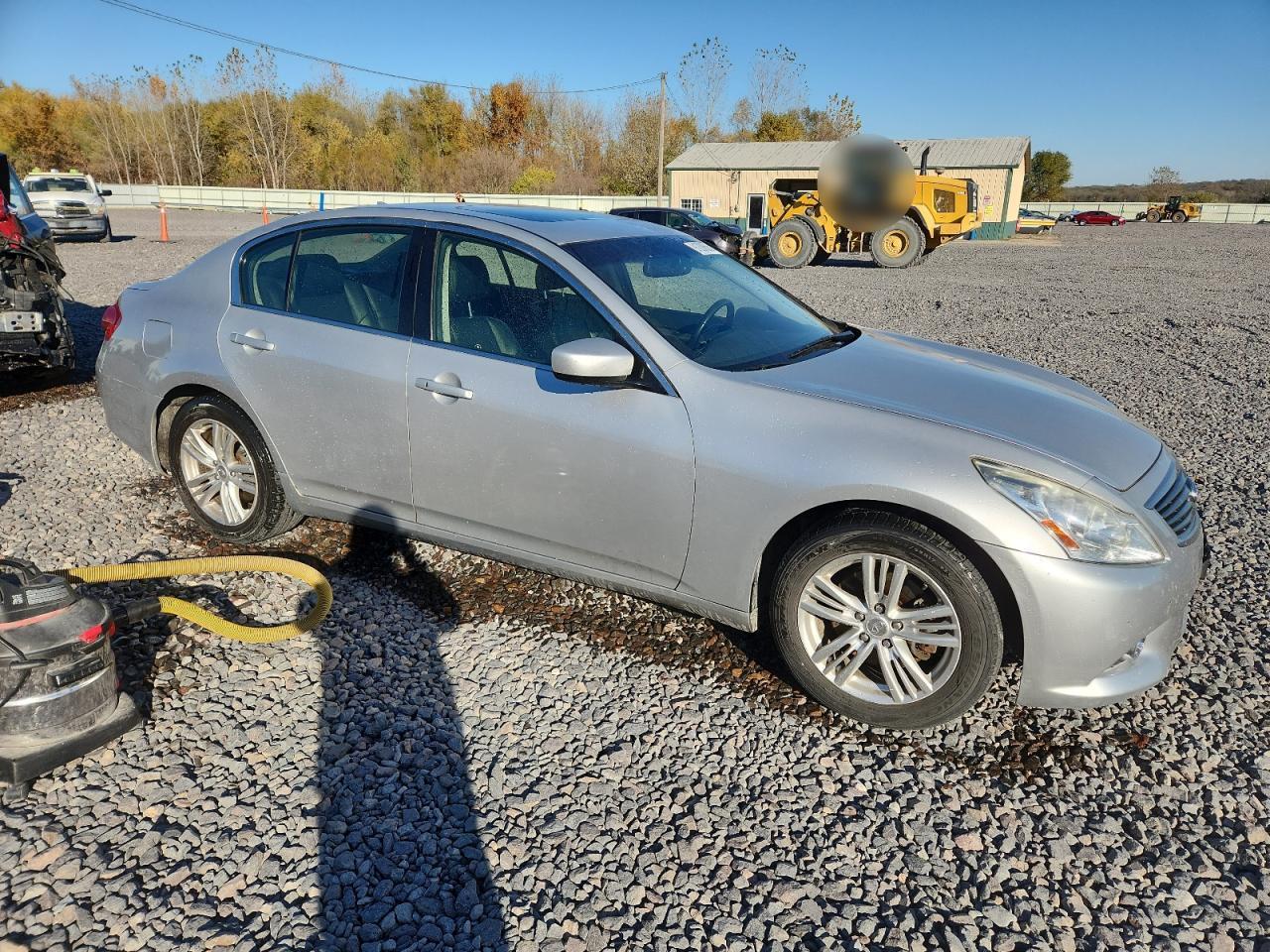 2011 INFINITI G37