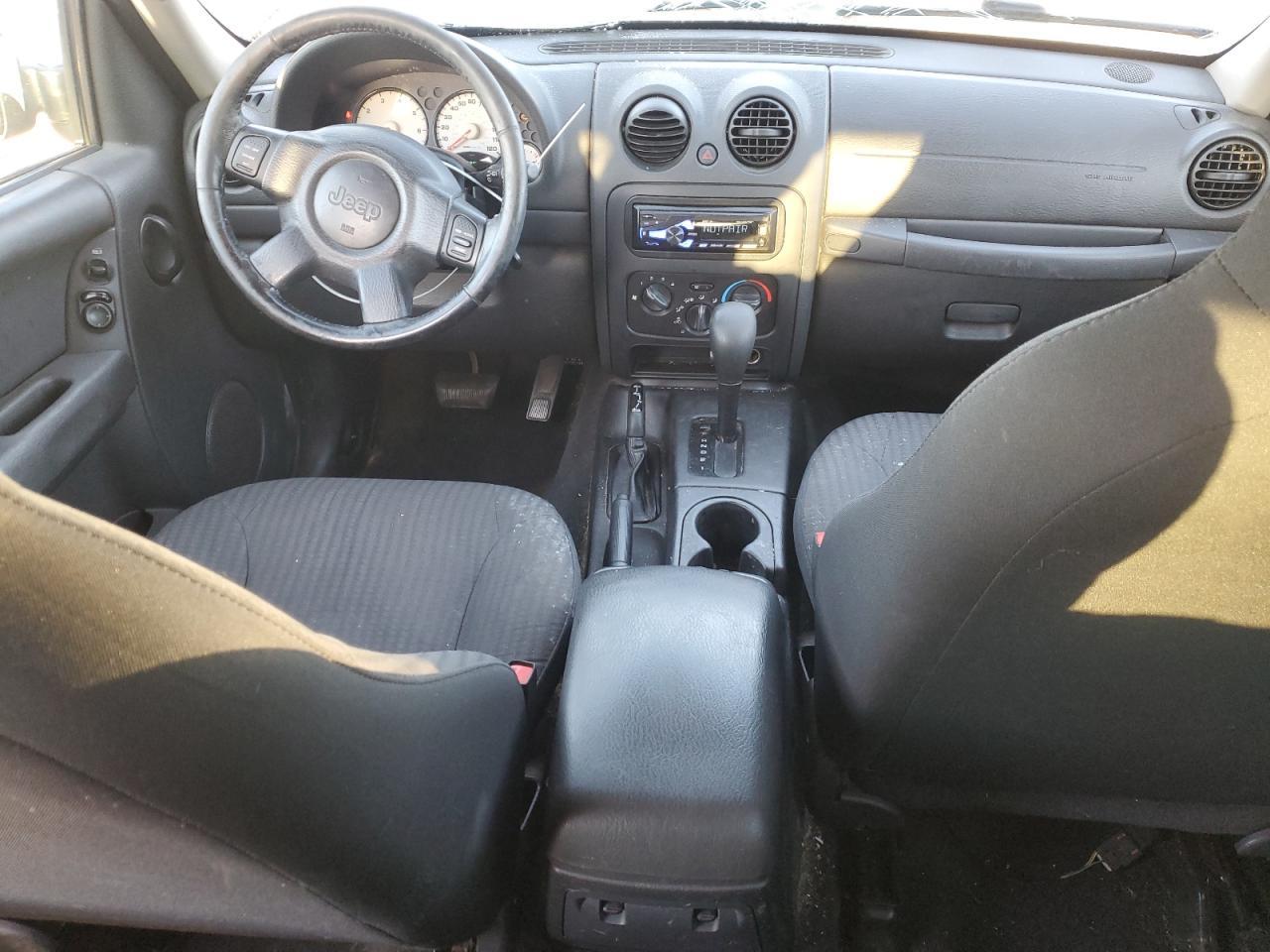 2004 JEEP Liberty