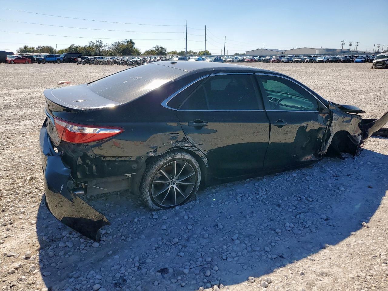 2015 TOYOTA CAMRY