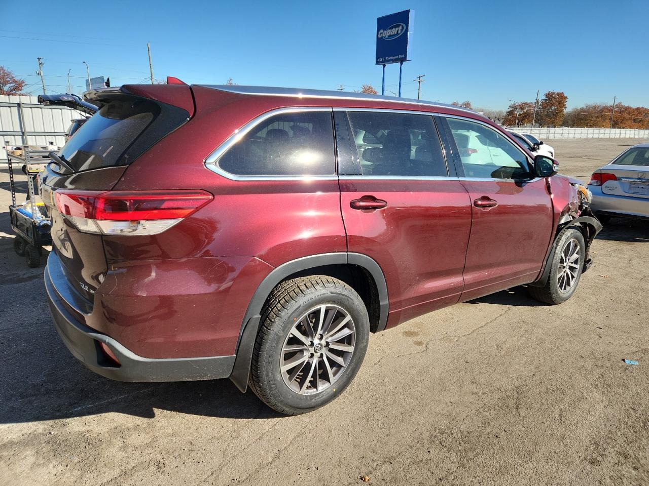 2017 TOYOTA HIGHLANDER